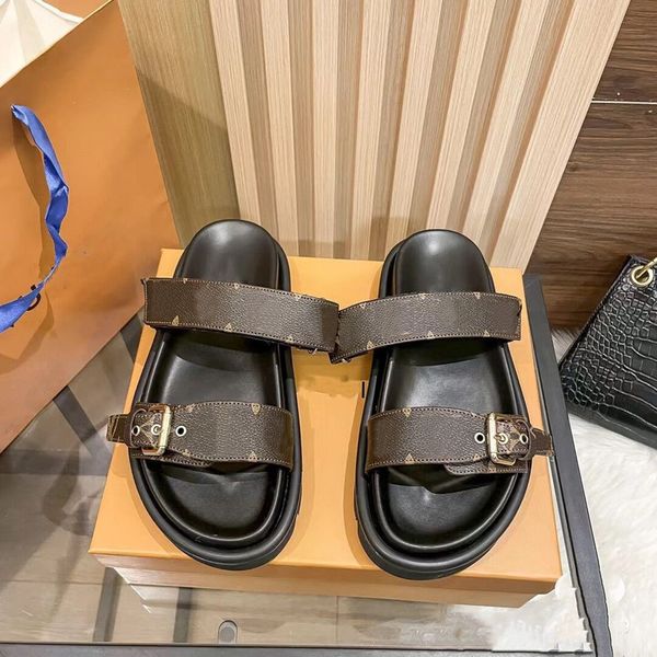 designer sandals women flat heels beach slippers slides classics brown flower printing 2 straps with adjusted gold buckles women summer slip, Black
designer sandals women flat heels beach slippers slides classics brown flower printing 2 straps with adjusted gold buckles women summer slip, Black