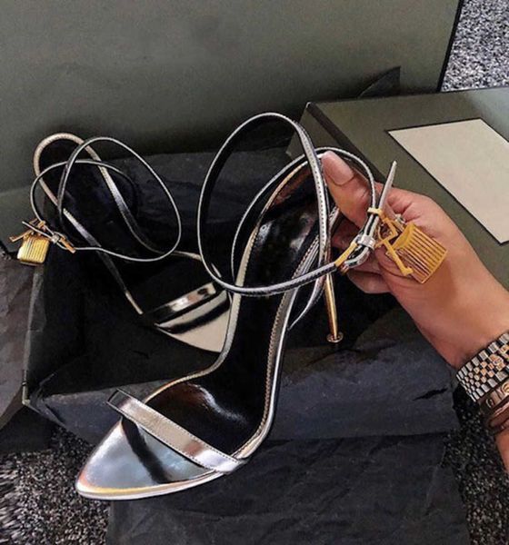 leather high sandal queen shoes heel padlock metallic tom-fords sandals pointed toe naked sandals luxury designer 22s heeled 35-43 woman, Black
leather high sandal queen shoes heel padlock metallic tom-fords sandals pointed toe naked sandals luxury designer 22s heeled 35-43 woman, Black