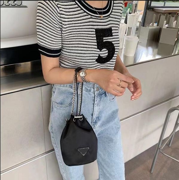 classic the row park tote bag men designers handbag travel beach bags purses women luxury shoulder wallet makeup bucket bags leather clutch
classic the row park tote bag men designers handbag travel beach bags purses women luxury shoulder wallet makeup bucket bags leather clutch