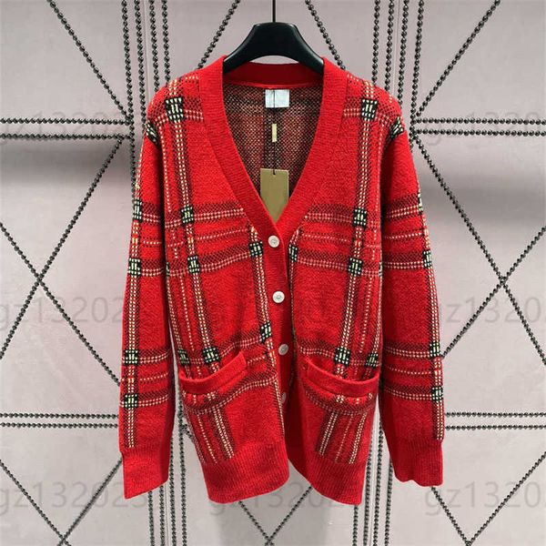 lady button up knit designer sweater jacket 2023 fall winter red checkered line v-neck long sleeve knitting cardigan jackets sweaters women, White;black
lady button up knit designer sweater jacket 2023 fall winter red checkered line v-neck long sleeve knitting cardigan jackets sweaters women, White;black