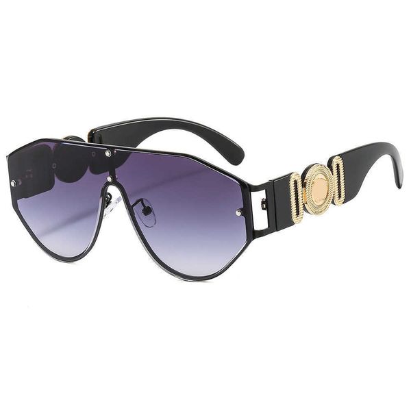 designer versage sunglasses vercace fashionable new one piece large frame metal personalized beauty head polygon for men and women 2023, White;black
designer versage sunglasses vercace fashionable new one piece large frame metal personalized beauty head polygon for men and women 2023, White;black