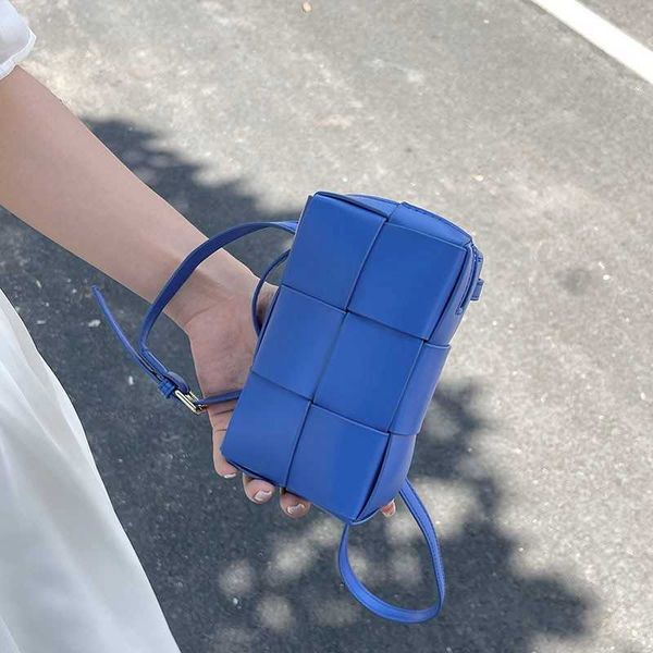 designer bag cassette bags popular phone bag woven bag style shoulder bag crossbody bag women
designer bag cassette bags popular phone bag woven bag style shoulder bag crossbody bag women