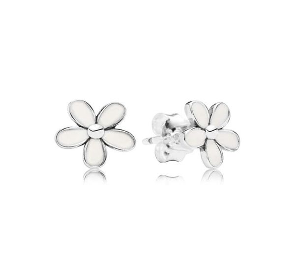 white enamel daisy small flower earrings for 925 sterling silver cute women girls stud earring gift box set fashion accessories1894777, Golden;silver
white enamel daisy small flower earrings for 925 sterling silver cute women girls stud earring gift box set fashion accessories1894777, Golden;silver