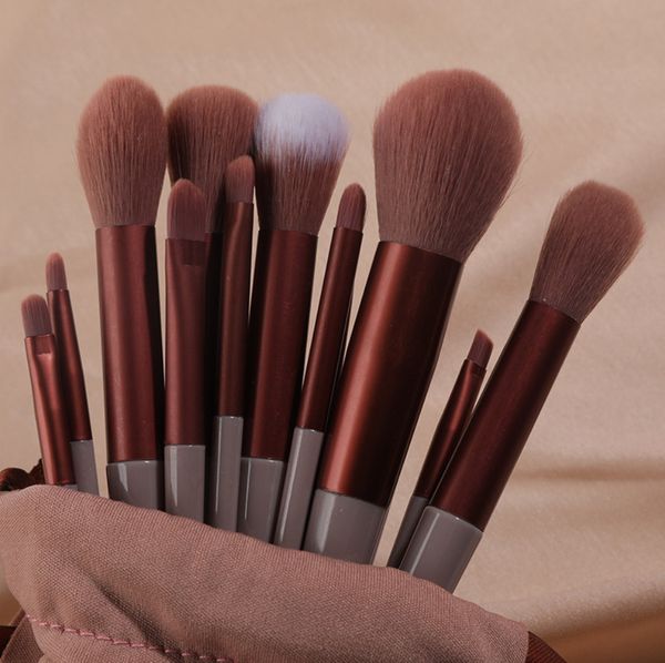 13 makeup brush sets of portable powder blush, many style choices, support custom logo
13 makeup brush sets of portable powder blush, many style choices, support custom logo