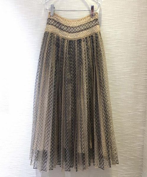 light luxury gaoding show style grid positioning screen jump color pleat process pounds of silk beaded skirt woman6773934, Black
light luxury gaoding show style grid positioning screen jump color pleat process pounds of silk beaded skirt woman6773934, Black