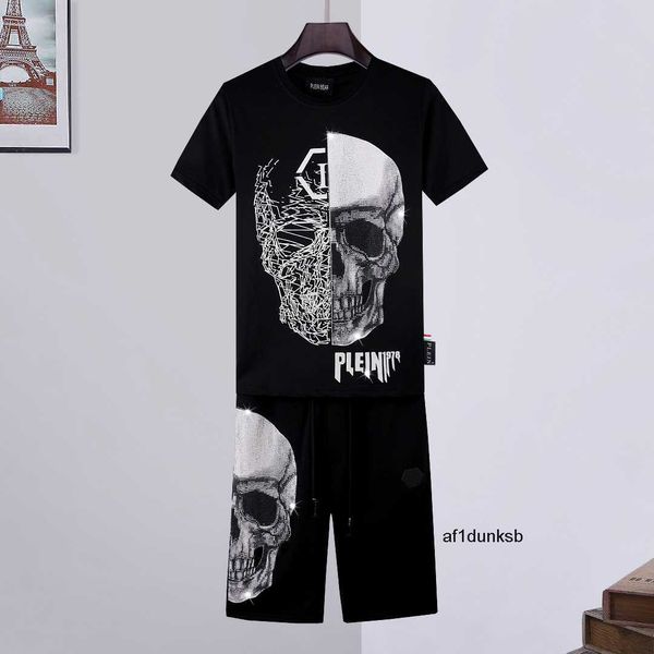 shirts men joer suit plein crystal skull tracksuit philipps t-shirts casual tracksuits bear shorts sets sporting mens t 147276, Gray
shirts men joer suit plein crystal skull tracksuit philipps t-shirts casual tracksuits bear shorts sets sporting mens t 147276, Gray