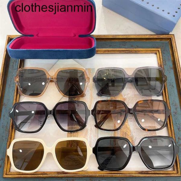 2023 fashion design sunglasses %80 factory wholesale and retail family g's new square sunglass fashionable ins net red ni star same sty, White;black
2023 fashion design sunglasses %80 factory wholesale and retail family g's new square sunglass fashionable ins net red ni star same sty, White;black