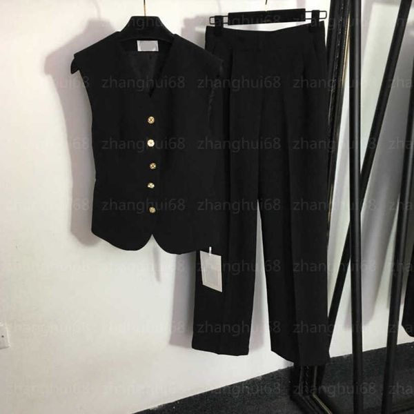 23ss womens designer clothing casual suit women pants sets diamond-encrusted button-down v-neck waistcoat high-waisted wide-leg pants sets w, White
23ss womens designer clothing casual suit women pants sets diamond-encrusted button-down v-neck waistcoat high-waisted wide-leg pants sets w, White