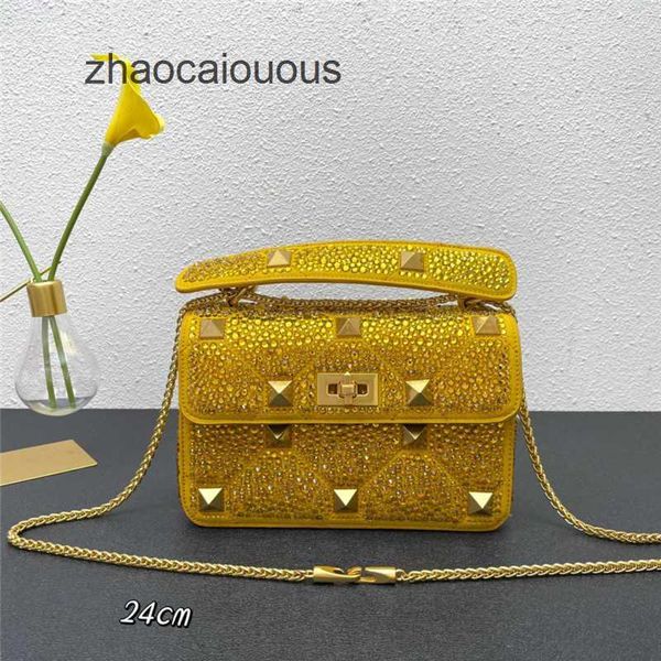 handbags bag designer bags lady's crossbody crystal women style beach luxury valentins classic diamond mini handheld rivet leather hand
handbags bag designer bags lady's crossbody crystal women style beach luxury valentins classic diamond mini handheld rivet leather hand