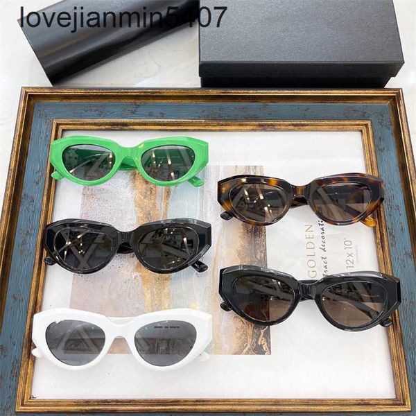 2023 fashion design sunglasses %80 factory wholesale and retail paris brand b fashionable panel sunglass for women ins online red cat ey men, White;black
2023 fashion design sunglasses %80 factory wholesale and retail paris brand b fashionable panel sunglass for women ins online red cat ey men, White;black