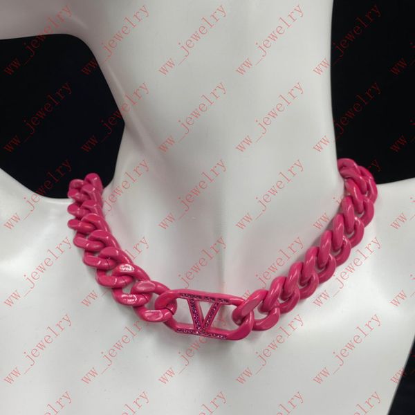 fashion rose red diamond-encrusted letter thick chain necklace, jewelry designer luxury design trends cool ladies accessories, hip hop trend, Silver
fashion rose red diamond-encrusted letter thick chain necklace, jewelry designer luxury design trends cool ladies accessories, hip hop trend, Silver