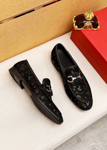 new 2023 mens dress shoes classic party business driving shoes male brand designers outdoor casual loafers size 38-45, Black
new 2023 mens dress shoes classic party business driving shoes male brand designers outdoor casual loafers size 38-45, Black