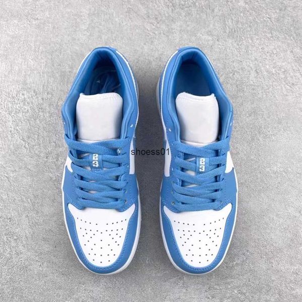 high edition pure original low men's and women's shoes blue and white barbed dunks panda sb black and white board shoes
high edition pure original low men's and women's shoes blue and white barbed dunks panda sb black and white board shoes
