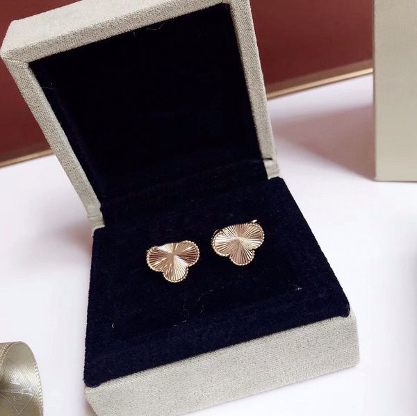 mini multi style earrings van designer cleef jewelry women's wedding party jewelry valentine's day birthday gift lsahfvun, Golden;silver
mini multi style earrings van designer cleef jewelry women's wedding party jewelry valentine's day birthday gift lsahfvun, Golden;silver