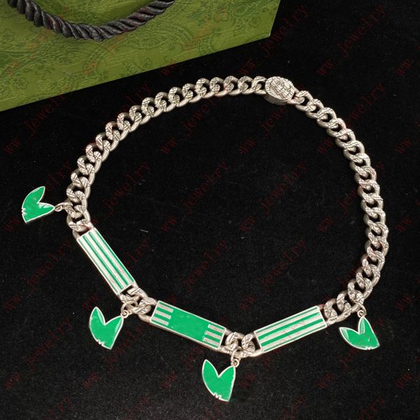 double letter triloba jointly signed style necklace, men and women leisure sports style necklace, gift, Golden;silver
double letter triloba jointly signed style necklace, men and women leisure sports style necklace, gift, Golden;silver
