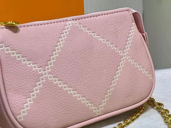 with box dust bag designer bags handbag purses woman fashion clutch purse chain womens crossbody shoulder bag #22330, Black;red
with box dust bag designer bags handbag purses woman fashion clutch purse chain womens crossbody shoulder bag #22330, Black;red