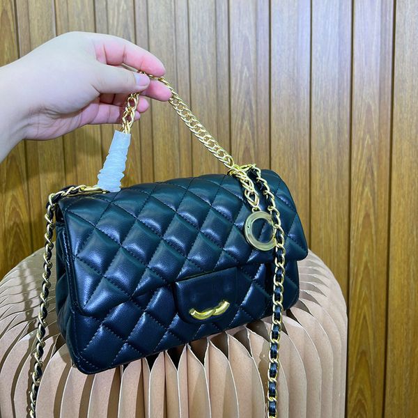 stylish womens shoulder bag classic mini clamshell bag with handle leather quilted multi-pocket tote coin purse shopping travel crossbody de
stylish womens shoulder bag classic mini clamshell bag with handle leather quilted multi-pocket tote coin purse shopping travel crossbody de