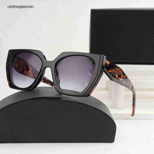 2023 design sunglasses %80 factory wholesale and retail new p family fashion sunglass network red ins style polygonal versatile lo, White;black
2023 design sunglasses %80 factory wholesale and retail new p family fashion sunglass network red ins style polygonal versatile lo, White;black