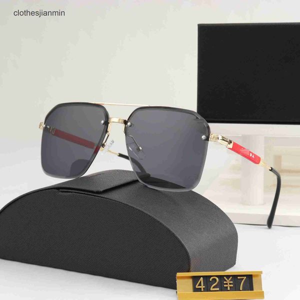 2023 design sunglasses %80 factory wholesale and retail new metal framels trimmed p home style sunglass fashion classic, White;black
2023 design sunglasses %80 factory wholesale and retail new metal framels trimmed p home style sunglass fashion classic, White;black
