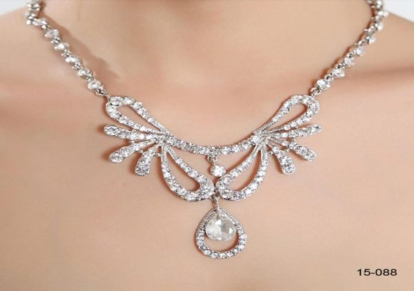 luxury rhinestones necklace earrings sets bridal jewelry for wedding party gowns3413240, White
luxury rhinestones necklace earrings sets bridal jewelry for wedding party gowns3413240, White