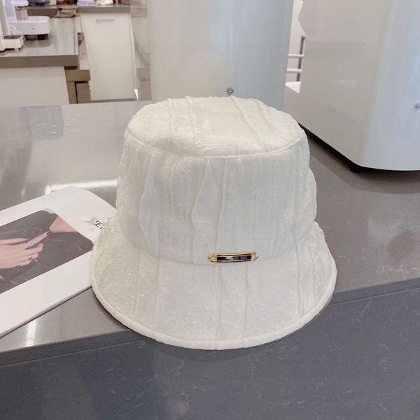 2023 spring and autumn fisherman hat designer casual bucket hat women's sunshade sports hundred fold fisherman hat head circumference 5, Blue;gray
2023 spring and autumn fisherman hat designer casual bucket hat women's sunshade sports hundred fold fisherman hat head circumference 5, Blue;gray