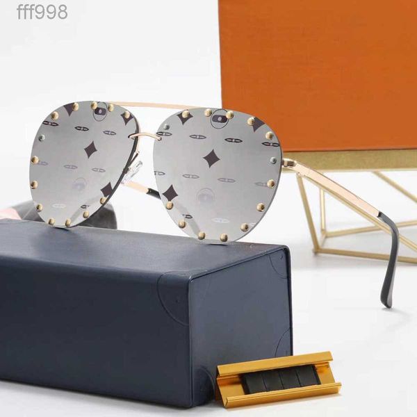 elegant designer rimless polarized glasses rivets letter design for man woman 6 option fqw0 sunglasses, White;black
elegant designer rimless polarized glasses rivets letter design for man woman 6 option fqw0 sunglasses, White;black