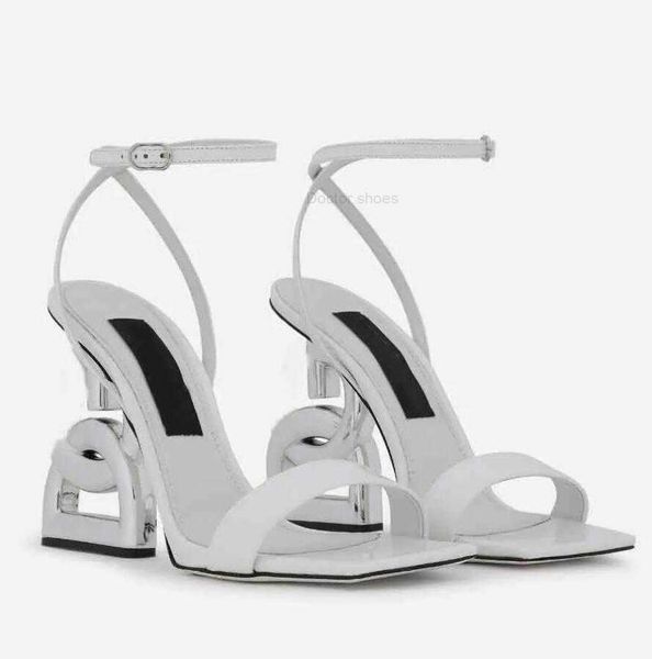 23s women dg sandal patent leather heels brand heel keira heel sandals black nude leather ankle strap shoes luxury design sandals 35-43
23s women dg sandal patent leather heels brand heel keira heel sandals black nude leather ankle strap shoes luxury design sandals 35-43