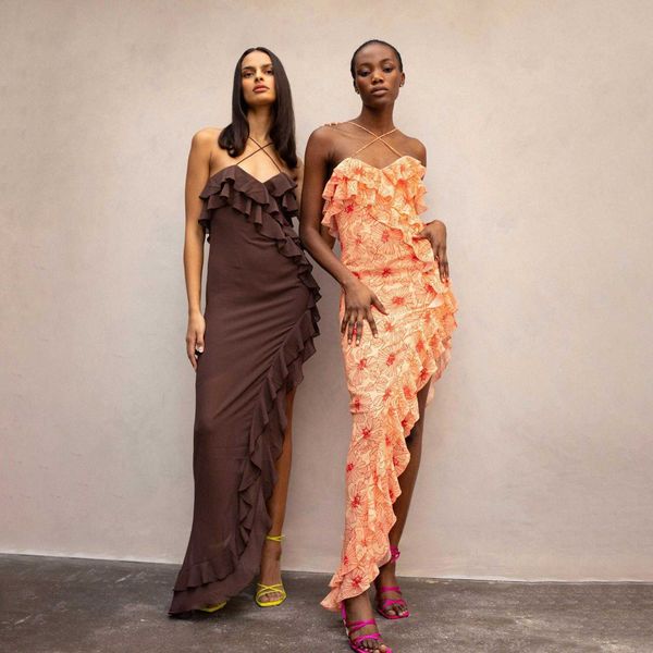 splice split dress cross tie chiffon slip dress with wood ear edge chiffon floral skirt, Black;gray
splice split dress cross tie chiffon slip dress with wood ear edge chiffon floral skirt, Black;gray