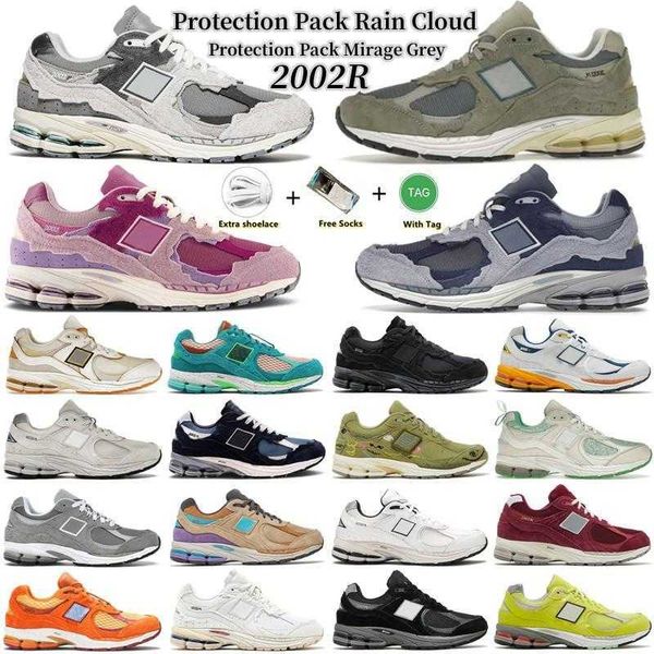 b2002r 2002r athletic mens women luxury casual shoes triple s black white protection pack pink rain cloud phantom sea salt sail designer bow
b2002r 2002r athletic mens women luxury casual shoes triple s black white protection pack pink rain cloud phantom sea salt sail designer bow