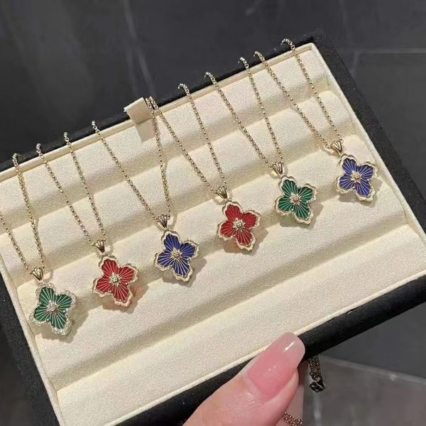 europe and the united states 18k pendant necklace gold four-leaf clover women's necklace mother of pearl turquoise high sense wedding j, Silver
europe and the united states 18k pendant necklace gold four-leaf clover women's necklace mother of pearl turquoise high sense wedding j, Silver