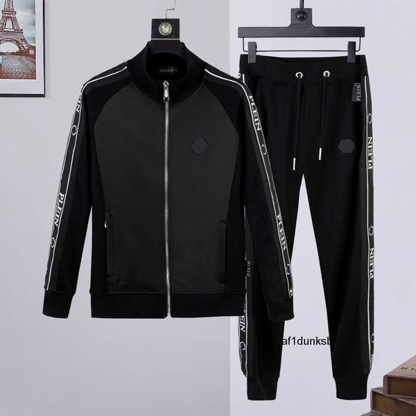 jackets hoodies plein tracksuit philipps tracksuits bear sporting mens men hoodie casual jacket joer trousers pants sets crystal skull suit, Gray
jackets hoodies plein tracksuit philipps tracksuits bear sporting mens men hoodie casual jacket joer trousers pants sets crystal skull suit, Gray