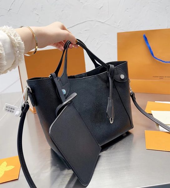tote bag women hina hobo handbag monograms flower shopping bag large butterfly shoulder crossbody lutch bags fashion leather casual tote cla
tote bag women hina hobo handbag monograms flower shopping bag large butterfly shoulder crossbody lutch bags fashion leather casual tote cla