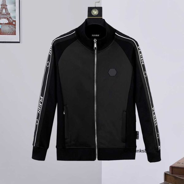 characteristic plein pullover men's philipps hip-hop loose bear personality skull brand rhinestone luxury warm hoodie 81437 thick sweat, Black 
characteristic plein pullover men's philipps hip-hop loose bear personality skull brand rhinestone luxury warm hoodie 81437 thick sweat, Black