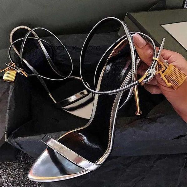 35-43eu tom-fords f-sandal leather sandal pointy sandals toe padlock pop lock 105mm gold heels heel bicolor ankle-strap sandals naked, Black
35-43eu tom-fords f-sandal leather sandal pointy sandals toe padlock pop lock 105mm gold heels heel bicolor ankle-strap sandals naked, Black