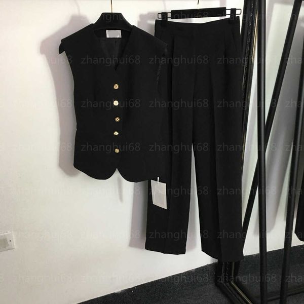 23ss womens designer clothing casual suit women pants sets diamond-encrusted button-down v-neck waistcoat high-waisted wide-leg pants sets w, White
23ss womens designer clothing casual suit women pants sets diamond-encrusted button-down v-neck waistcoat high-waisted wide-leg pants sets w, White