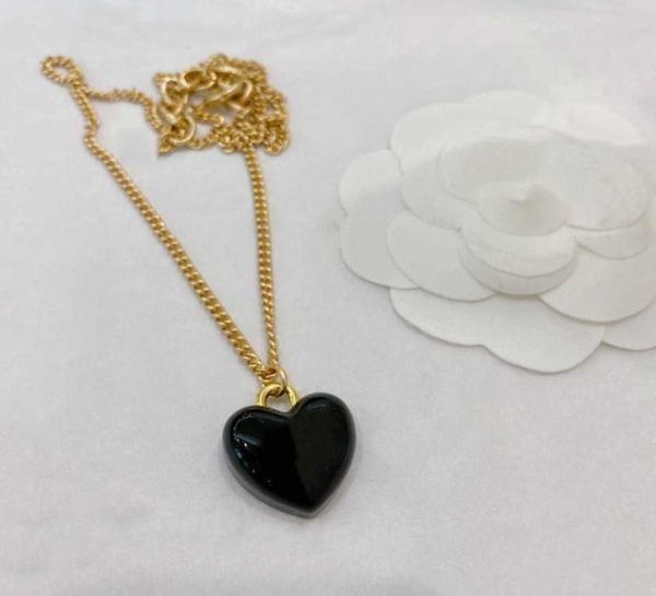 new 2021 brand fashion jewelry women vintage gold chain black resin heart pendants luxury party fine fashion jewelry9707981, Silver
new 2021 brand fashion jewelry women vintage gold chain black resin heart pendants luxury party fine fashion jewelry9707981, Silver