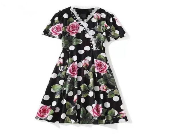 european and american women039s wear for spring 2021 short sleeve vneck fashion black dress with polka dot floral print5404413, Black;gray
european and american women039s wear for spring 2021 short sleeve vneck fashion black dress with polka dot floral print5404413, Black;gray