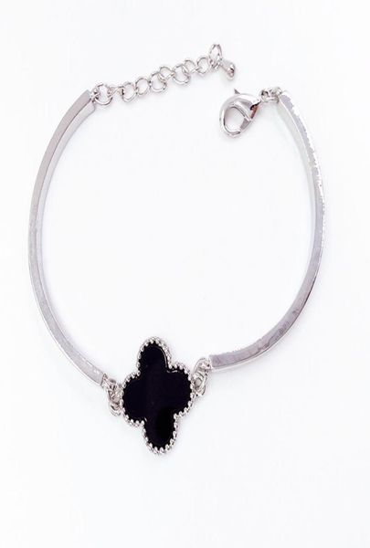 classic designer charm bracelets jewelry alloy four leaf clover bangle jewelrys van cleaf apels luxury design bracelet for women m7256316, Silver
classic designer charm bracelets jewelry alloy four leaf clover bangle jewelrys van cleaf apels luxury design bracelet for women m7256316, Silver