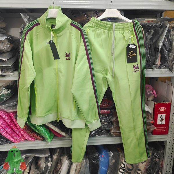 men s tracksuits stock 2023 men women awge needles set embroidery butterfly jacket pants tracksuit 230724, Gray
men s tracksuits stock 2023 men women awge needles set embroidery butterfly jacket pants tracksuit 230724, Gray