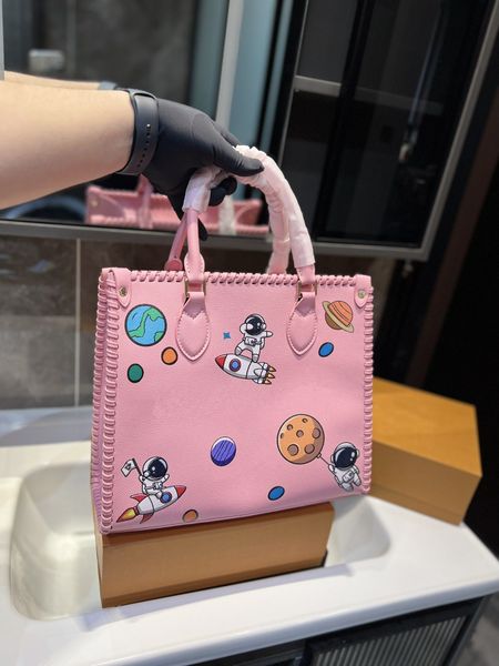 famous l designer womens the bags practical large capacity graffiti women great coin purse crossbody casual square canvas totes leisure dhga
famous l designer womens the bags practical large capacity graffiti women great coin purse crossbody casual square canvas totes leisure dhga