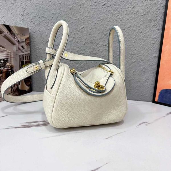 8a designer tote bags h home lindys's online store bag 2023 new layer cowhide doctor one shoulder cross pillow premium women's han
8a designer tote bags h home lindys's online store bag 2023 new layer cowhide doctor one shoulder cross pillow premium women's han