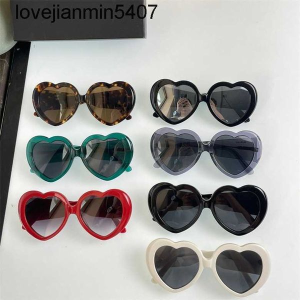 2023 fashion design sunglasses %80 factory wholesale and retail 23 new family b love sunglass net red with fashionable personality heart sha, White;black
2023 fashion design sunglasses %80 factory wholesale and retail 23 new family b love sunglass net red with fashionable personality heart sha, White;black