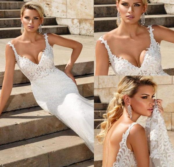 simple plus size romantic lace mermaid wedding dresses v neck backless floor long wedding dresses bridal gowns vestidos de novia b4082803, White 
simple plus size romantic lace mermaid wedding dresses v neck backless floor long wedding dresses bridal gowns vestidos de novia b4082803, White