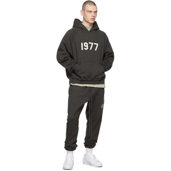 letter printing designer black ess hoodie man hoody 1977 hoodies for women pullover fog men crewneck sweatshirt cotton essent
letter printing designer black ess hoodie man hoody 1977 hoodies for women pullover fog men crewneck sweatshirt cotton essent