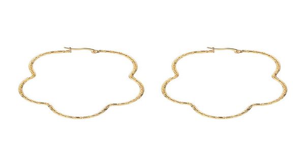 hoop earrings fashion flower titanium steel jewelry for woman gift drop huggie9797206, Golden;silver
hoop earrings fashion flower titanium steel jewelry for woman gift drop huggie9797206, Golden;silver