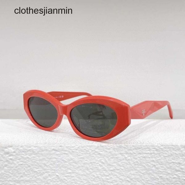2023 design sunglasses %80 factory wholesale and retail p family's new tiktok net red personality sunglass women's versatile korea, White;black
2023 design sunglasses %80 factory wholesale and retail p family's new tiktok net red personality sunglass women's versatile korea, White;black