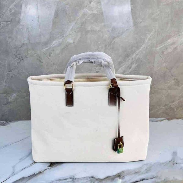 le shoulder bag with lock women canvas shopping bags large capacity crossbody designer handbag shoppers tote beach bags female purses handba
le shoulder bag with lock women canvas shopping bags large capacity crossbody designer handbag shoppers tote beach bags female purses handba