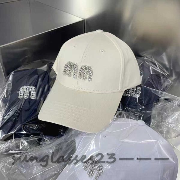 fashion luxurys street ball caps man woman casual designer hats letter baseball cap hip hop hat sun visor brand fisherman bucket hat casual, Blue;gray
fashion luxurys street ball caps man woman casual designer hats letter baseball cap hip hop hat sun visor brand fisherman bucket hat casual, Blue;gray