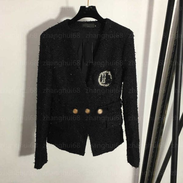 23ss womens designer clothing womens jacket chest studded diamond letter chest tag fringed woolen border bright silk blended tweed suit jack, Black;brown
23ss womens designer clothing womens jacket chest studded diamond letter chest tag fringed woolen border bright silk blended tweed suit jack, Black;brown