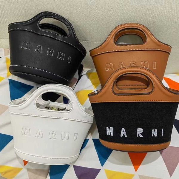 luxury handbag womens designer marn basket cosmetic bag wallet crossbody shoulder raffias bags fashion tropicalia micro weave straw beach ba
luxury handbag womens designer marn basket cosmetic bag wallet crossbody shoulder raffias bags fashion tropicalia micro weave straw beach ba
